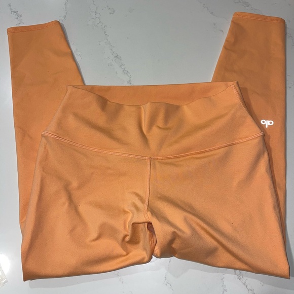 ALO Yoga Airbrush 7/8 Leggings Cantaloupe size large - Picture 3 of 12